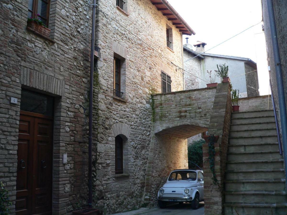 Bilocale Verde Umbria Montecastrilli Экстерьер фото